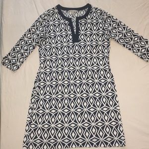 2/$30      Banana Republic Tunic Dress